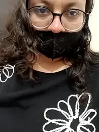 piryasharma005 — Stripchat stream photo (Mar 2026)