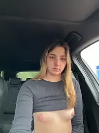 DoriDelux66 — Stripchat stream photo (Mar 2026)