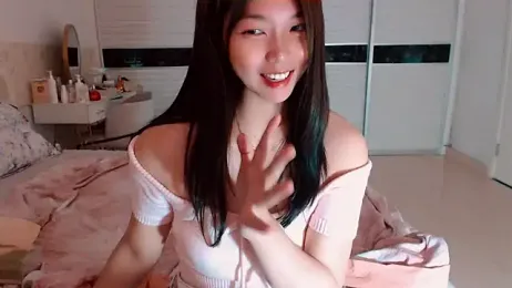 Miu1_girl — вебкам-модель онлайн на stripchat