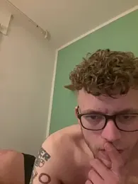 jungxSHxboy — вебкам-модель онлайн на stripchat