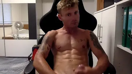 Nakedendurance1994 — вебкам-модель онлайн на stripchat