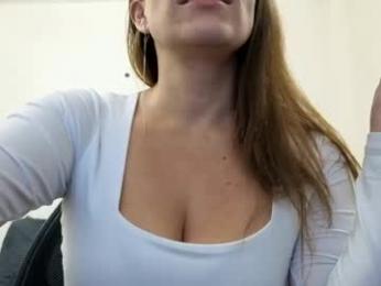 emilyriskhot — Chaturbate stream photo (Sep 2026)