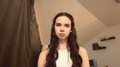 HertaMcginley — вебкам-модель онлайн на cam4