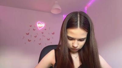 HertaMcginley — вебкам-модель онлайн на cam4
