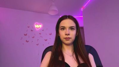 HertaMcginley — вебкам-модель онлайн на cam4