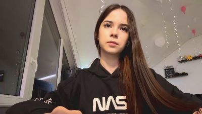 HertaMcginley — вебкам-модель онлайн на cam4