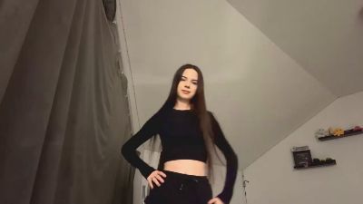 HertaMcginley — вебкам-модель онлайн на cam4