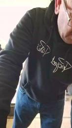 riri76560 — Cam4 stream photo (Apr 2026)