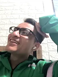 cactoto — вебкам-модель онлайн на stripchat