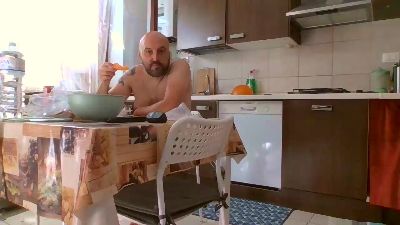 maxxxio1 — вебкам-модель онлайн на cam4