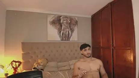 Maxi_and_Ares — вебкам-модель онлайн на stripchat