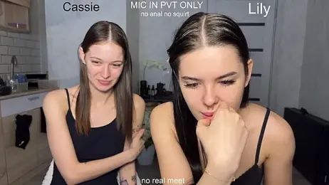 girls_secrets — Stripchat stream photo (Mar 2026)