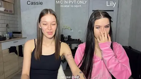 girls_secrets — Stripchat stream photo (Mar 2026)