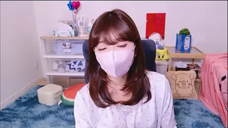 Runarunapi — вебкам-модель онлайн на stripchat