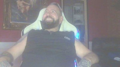 musclepigbcn — вебкам-модель онлайн на cam4