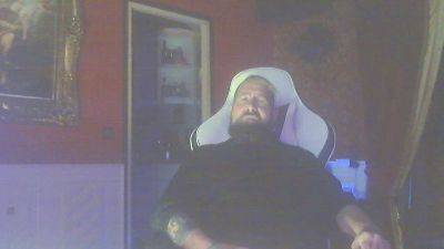 musclepigbcn — Cam4 stream photo (Apr 2026)