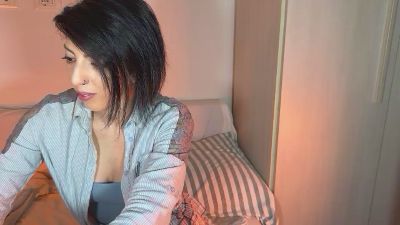 Fl0wermadness — вебкам-модель онлайн на cam4