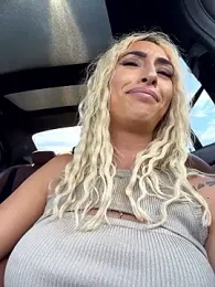 KelseyJunes — вебкам-модель онлайн на stripchat