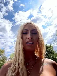 KelseyJunes — вебкам-модель онлайн на stripchat