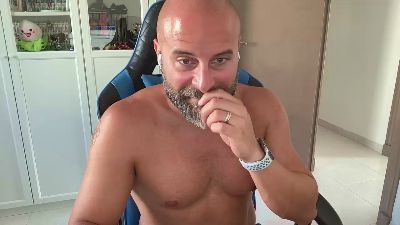 Daniaj87 — Cam4 stream photo (Aug 2026)
