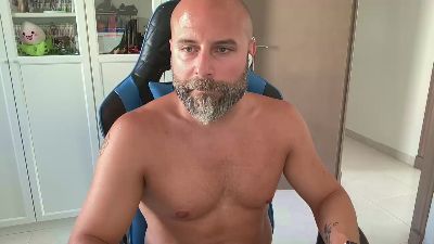 Daniaj87 — Cam4 stream photo (Aug 2026)