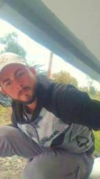 Realluis — вебкам-модель онлайн на cam4