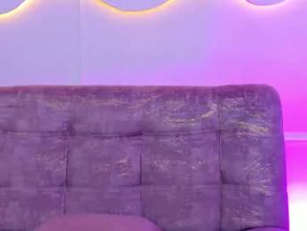 yake_elizabeth — вебкам-модель онлайн на chaturbate
