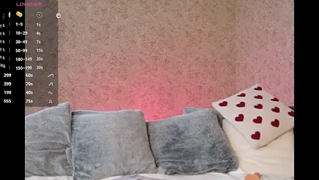 girl_kiraa — вебкам-модель онлайн на stripchat