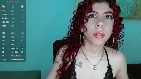 Luna-Naughty — Stripchat stream photo (Apr 2025)