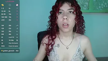 Luna-Naughty — Stripchat stream photo (Apr 2025)