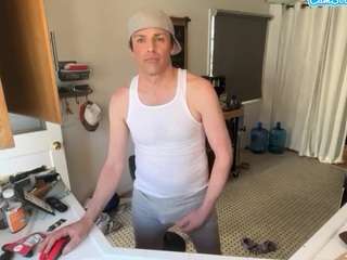 jakeparty — вебкам-модель онлайн на camsoda