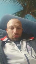 Eatowndick — Cam4 stream photo (Apr 2026)