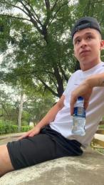 Outdoorsd — Cam4 stream photo (Mar 2026)