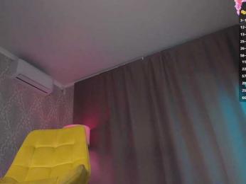 Juicy-Vikki — вебкам-модель онлайн на bongacams