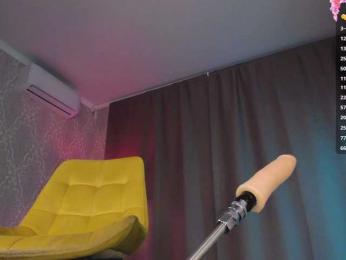 Juicy-Vikki — вебкам-модель онлайн на bongacams