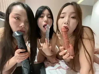 luck-005 — Stripchat stream photo (Dec 2025)