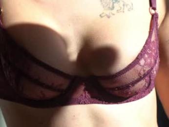 ms_dira — вебкам-модель онлайн на chaturbate