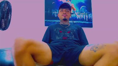 Hat_Latino_x — Cam4 stream photo (Feb 2026)