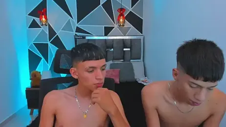 Juan_Nd_Steven — вебкам-модель онлайн на stripchat