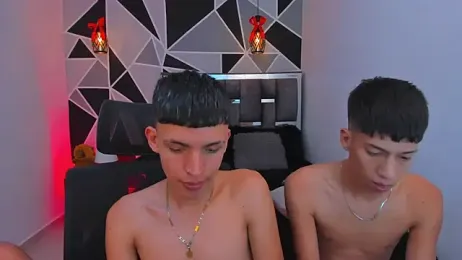 Juan_Nd_Steven — вебкам-модель онлайн на stripchat