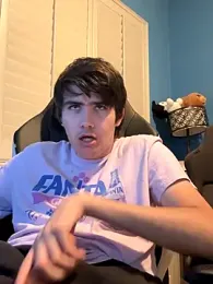 Carterdoesporn — Stripchat stream photo (Jul 2025)