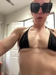 mrs__unknown — Stripchat stream photo (Apr 2026)