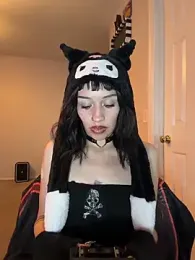 Gothbabbi — вебкам-модель онлайн на stripchat