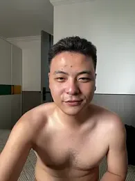 SYT_bingbing — вебкам-модель онлайн на stripchat