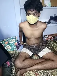 Tinku_1324 — вебкам-модель онлайн на stripchat