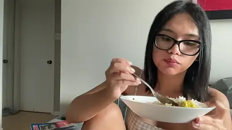 tokyosakura3 — вебкам-модель онлайн на stripchat
