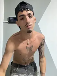 NikoStone_ — Stripchat stream photo (Apr 2026)