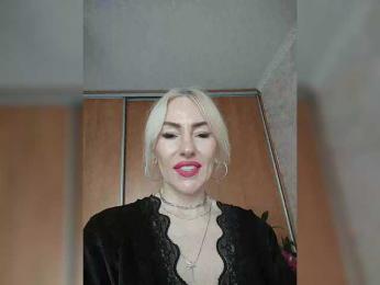 White00Pearl — вебкам-модель онлайн на bongacams