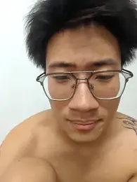 rdan13 — вебкам-модель онлайн на stripchat