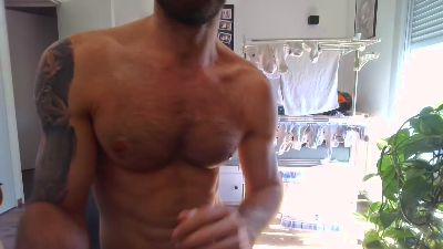 Bmversa32 — вебкам-модель онлайн на cam4